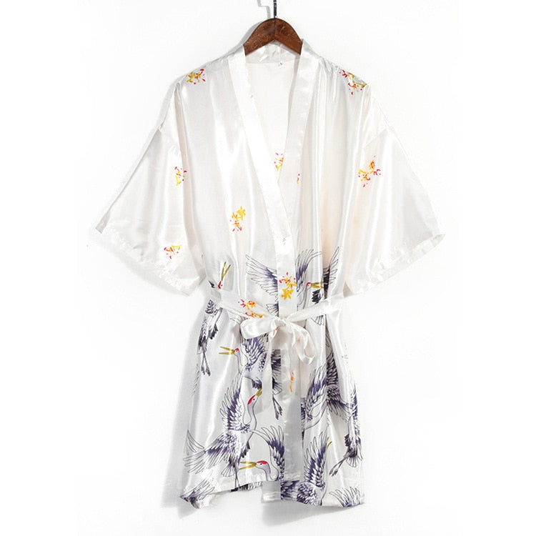 Womens Satin Robe Sleepwear Bride Bridesmaid Robes Wedding Ladies Nightgown Crane Kimono M L XL XXL XXXL Size Home Clothing