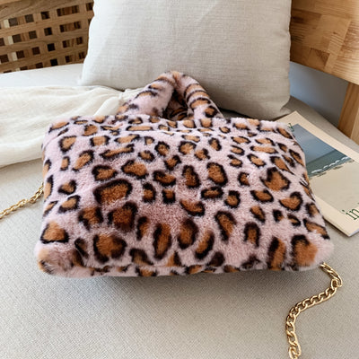 Winter new fashion shoulder bag female leopard female bag chain large plush winter handbag Messenger bag soft warm fur bag