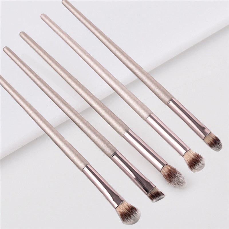 4/10pcs Champagne makeup brushes set for cosmetic foundation powder blush eyeshadow kabuki blending make up brush beauty tool